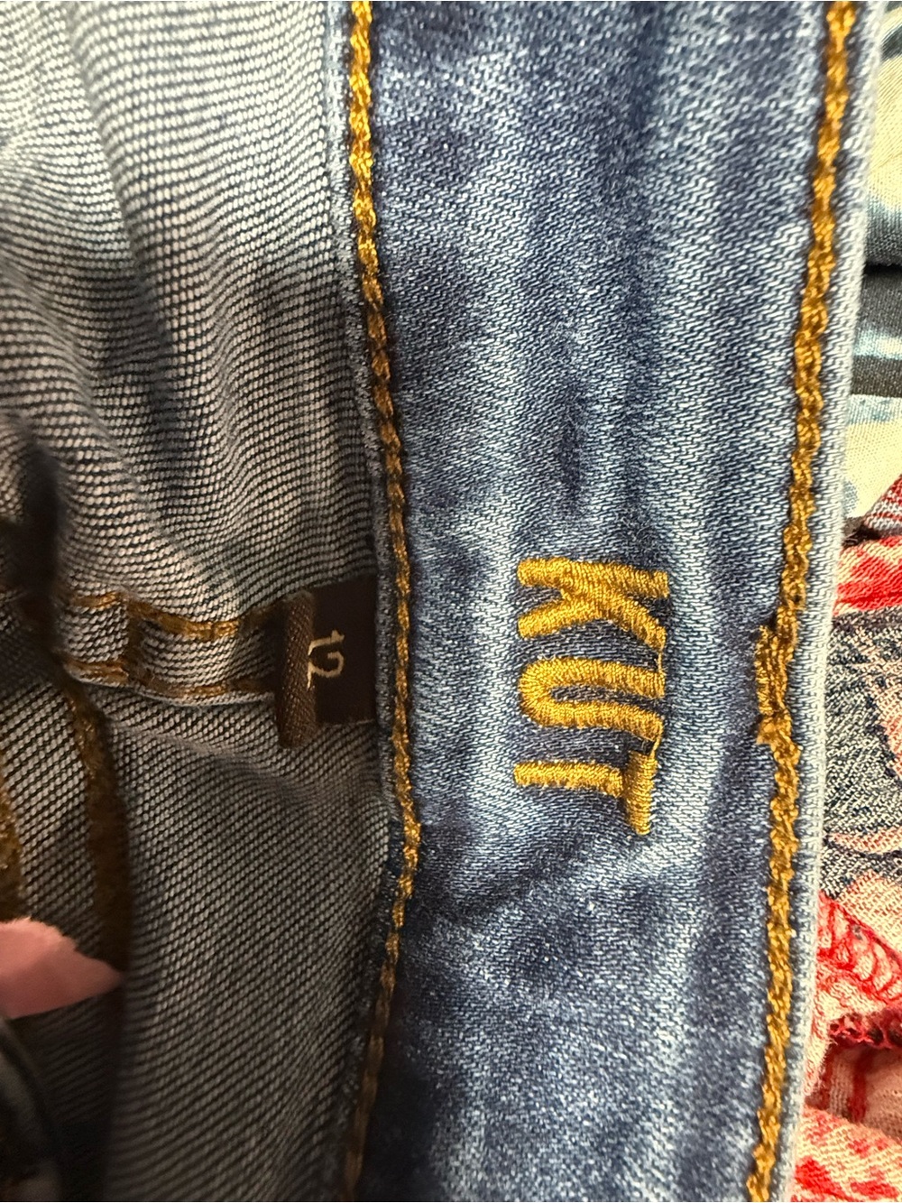 Kut from the Kloth Straight-Leg Catherine Boyfriend Jeans in Indigo Size 12 - Picture 5 of 7